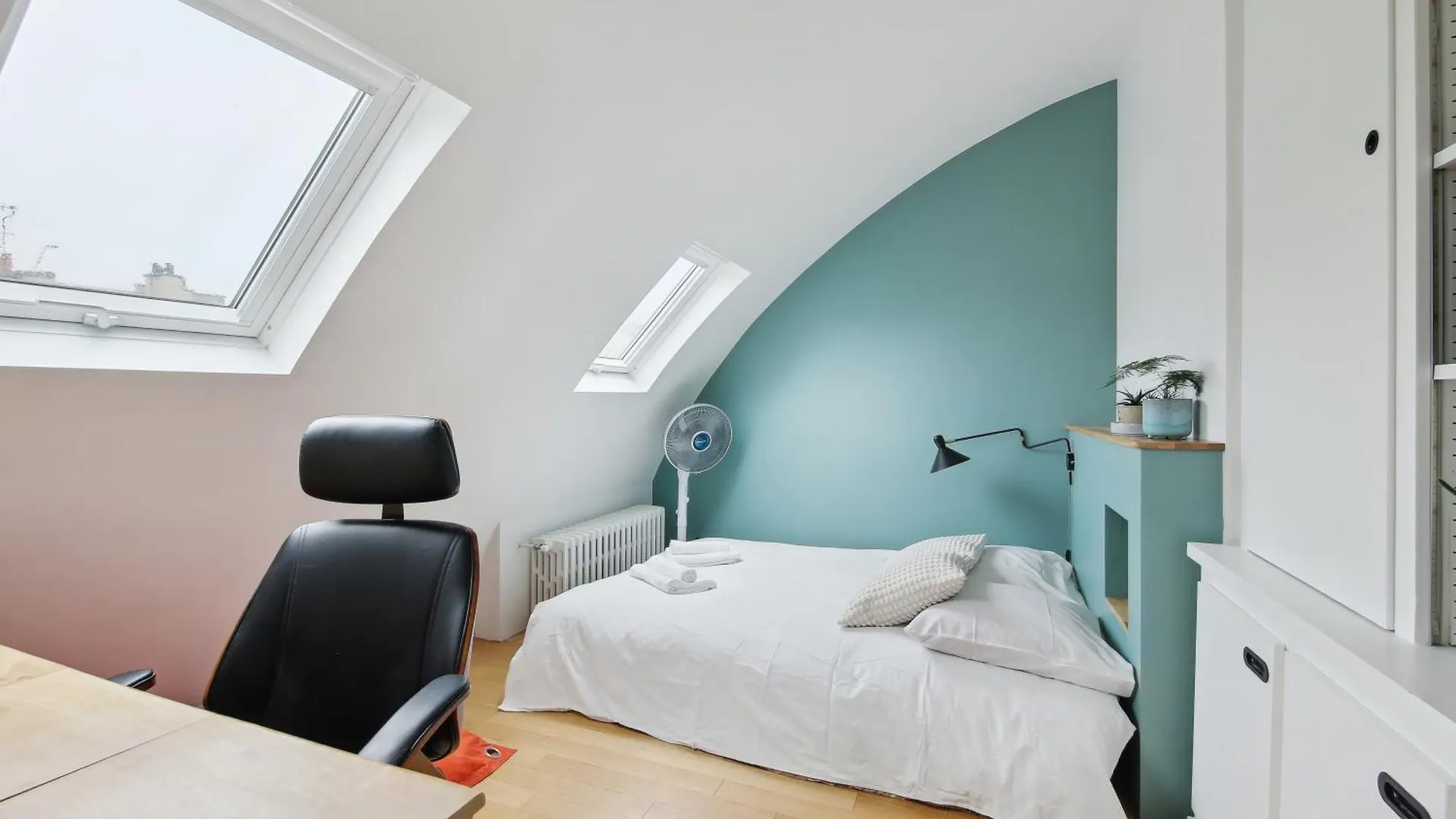 Familial 7 Personnes -entre Opera Et Montmartre By Weekome Apartment Paris