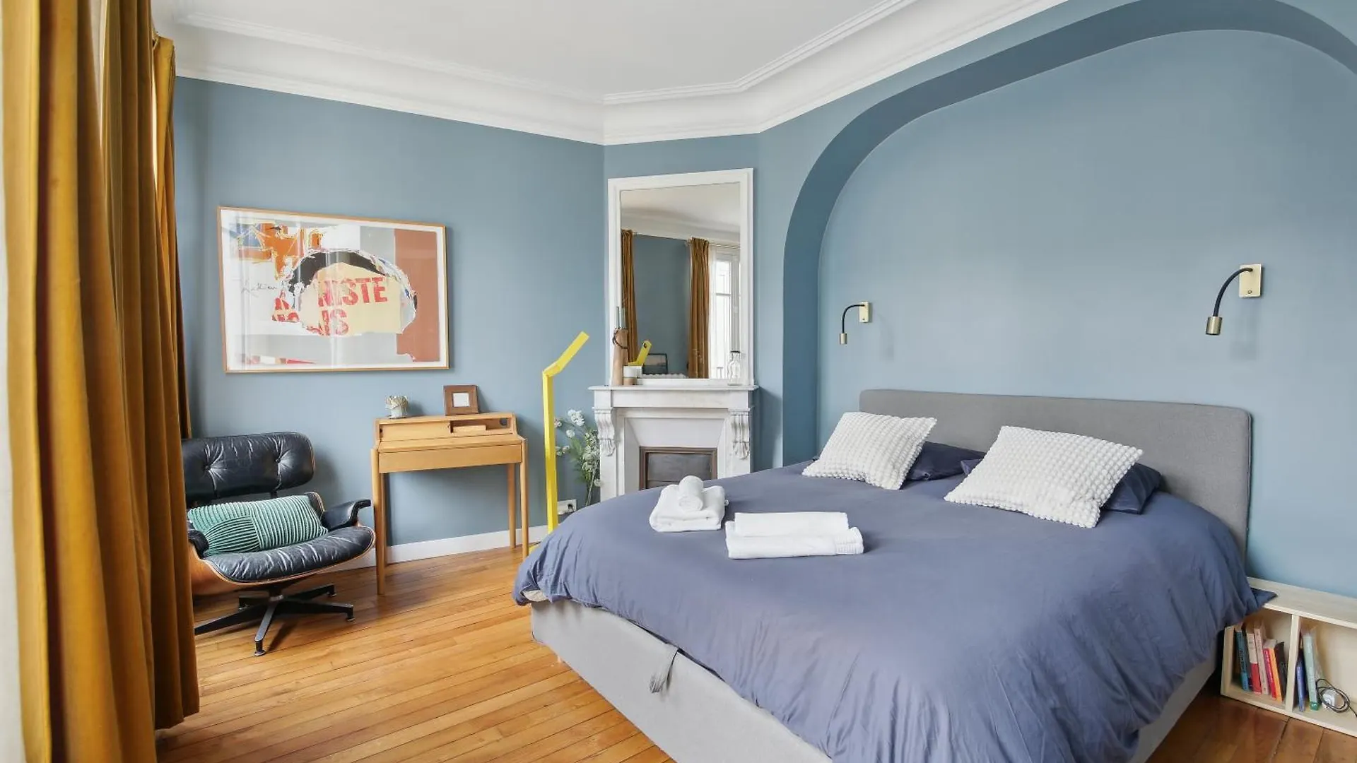 Familial 7 Personnes -entre Opera Et Montmartre By Weekome