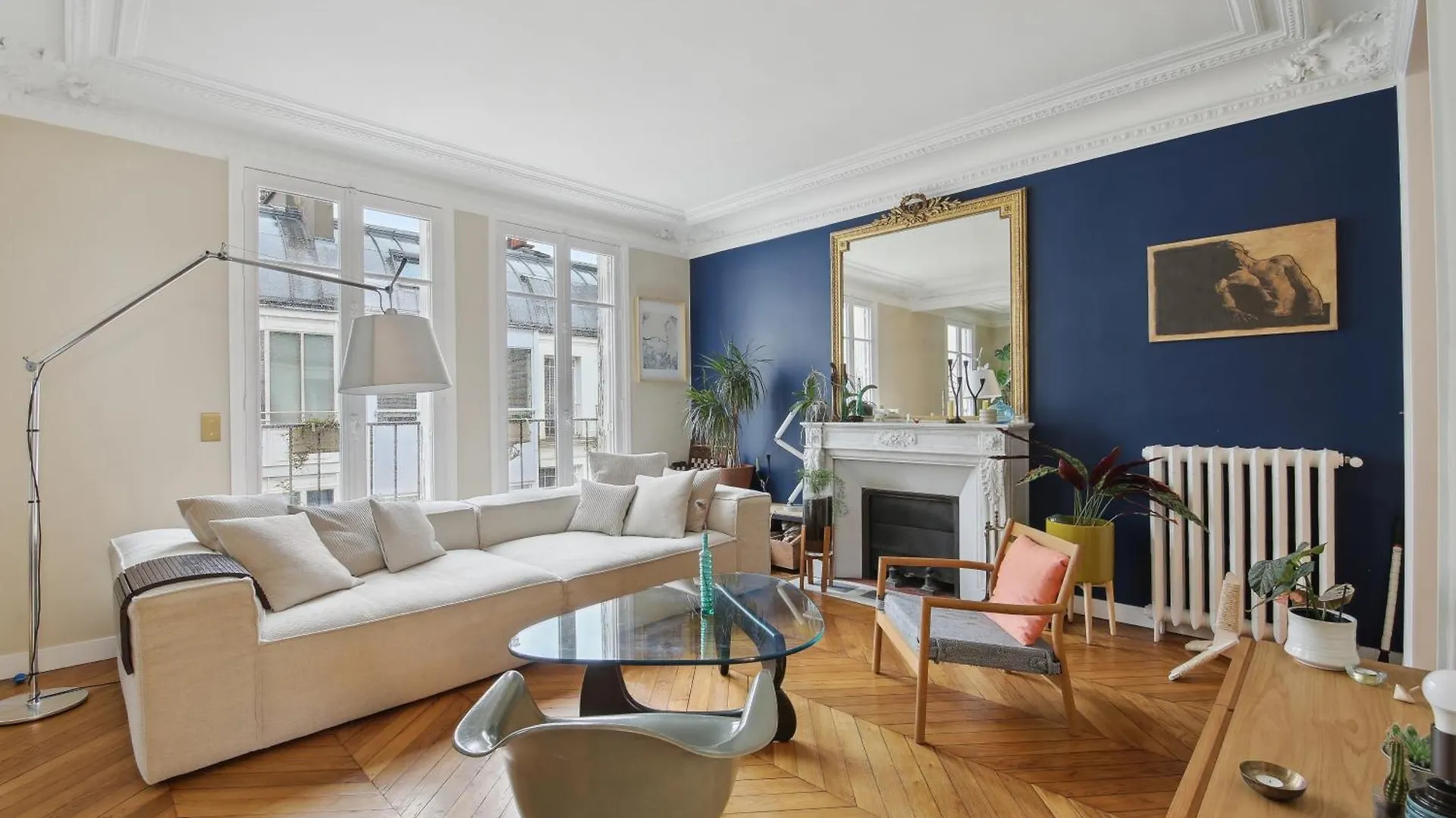 Familial 7 Personnes -entre Opera Et Montmartre By Weekome Paris